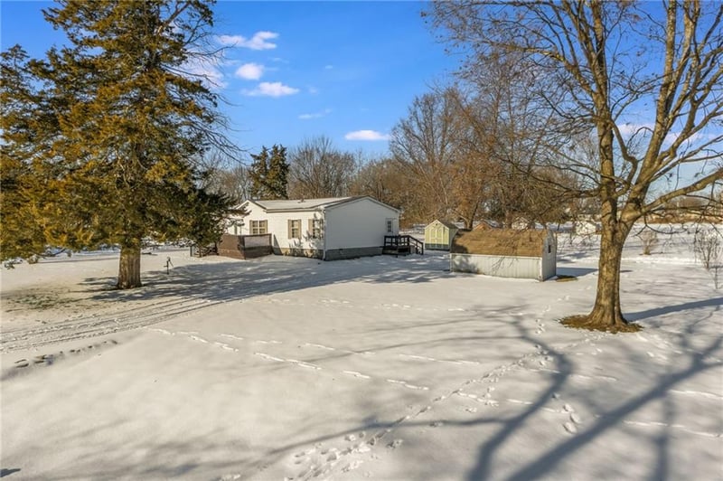 369 2nd St, Ludlow, MO 64656