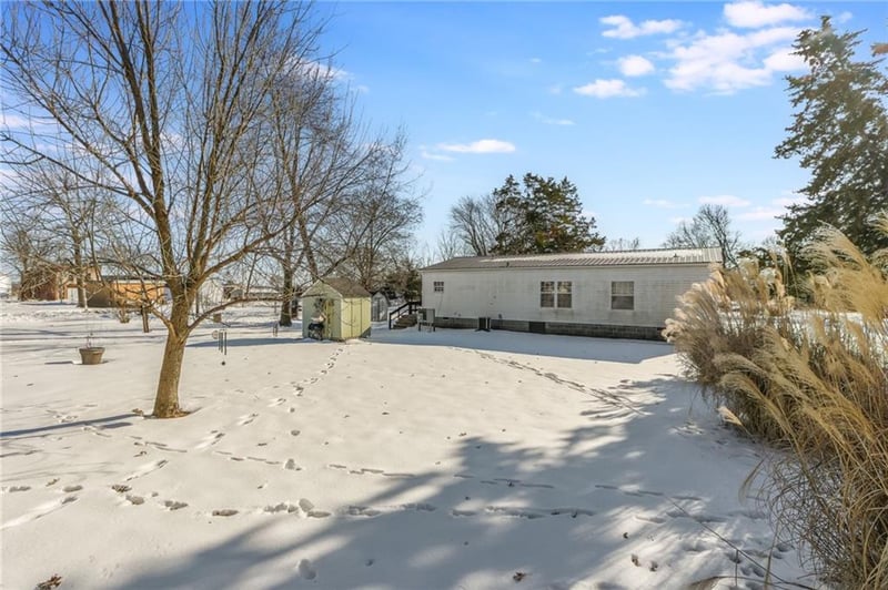 369 2nd St, Ludlow, MO 64656