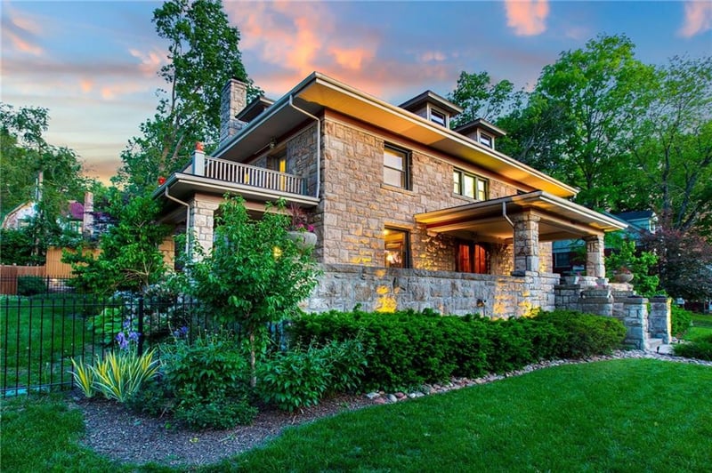 743 Manheim Rd, Kansas City, MO 64109