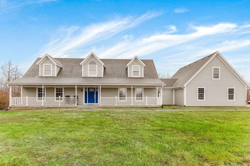 16708 Collins Rd, Smithville, MO 64089