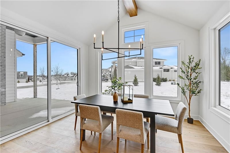 11327 170th Ter, Overland Park, KS 66221