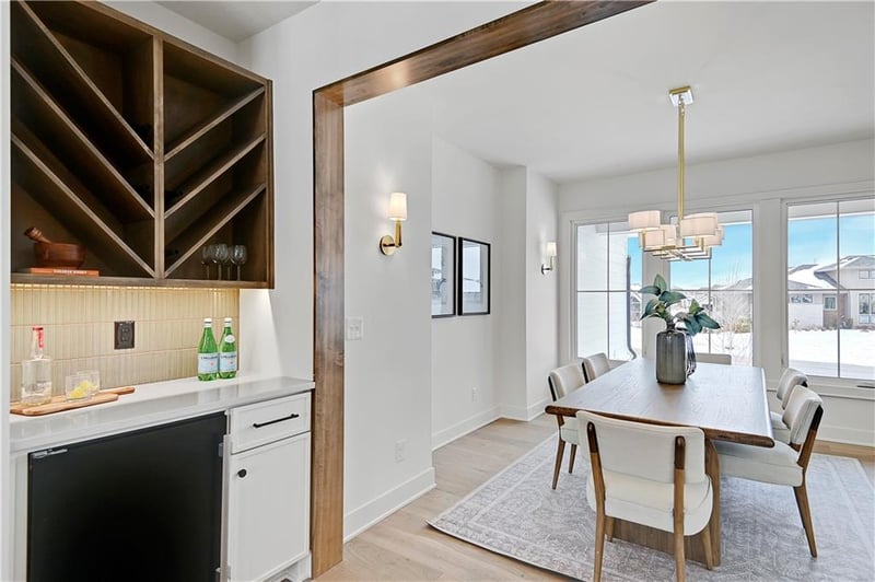 11327 170th Ter, Overland Park, KS 66221