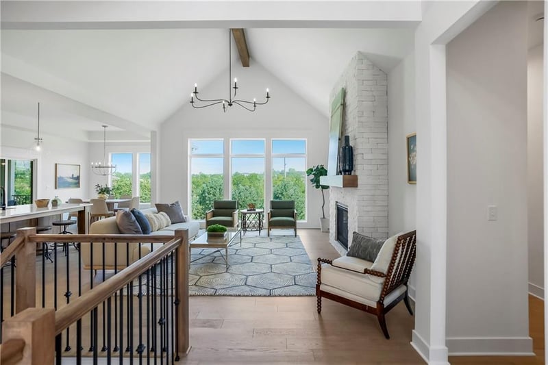 18300 Monrovia St, Overland Park, KS 66013