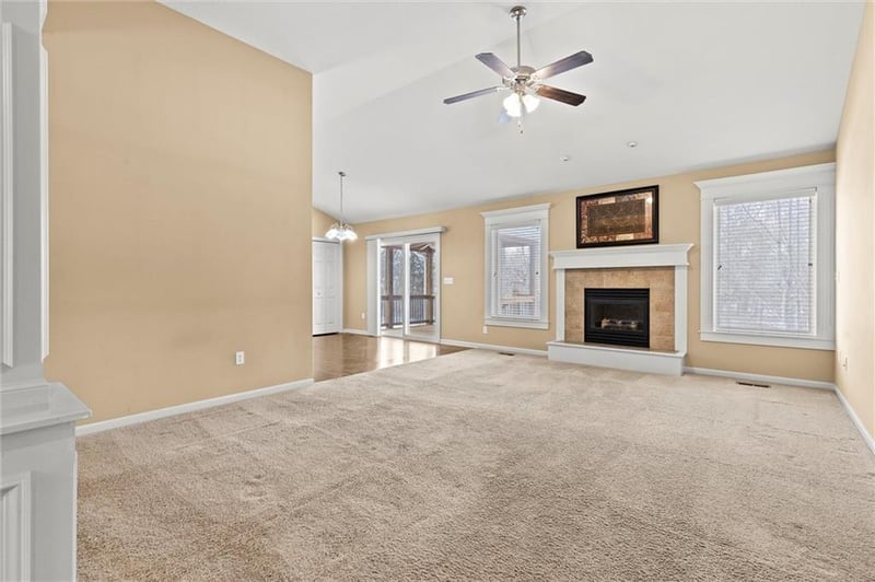 12206 N Highland Ave, Kansas City, MO 64165