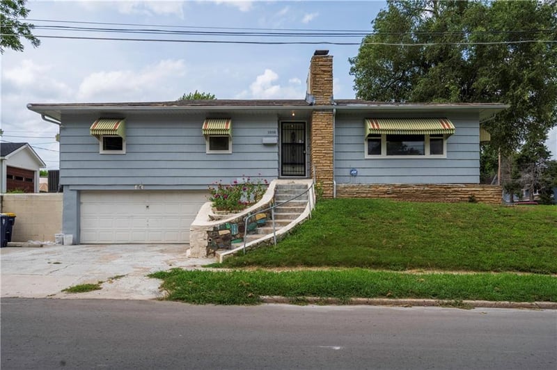 5958 E 13th St, Kansas City, MO 64126