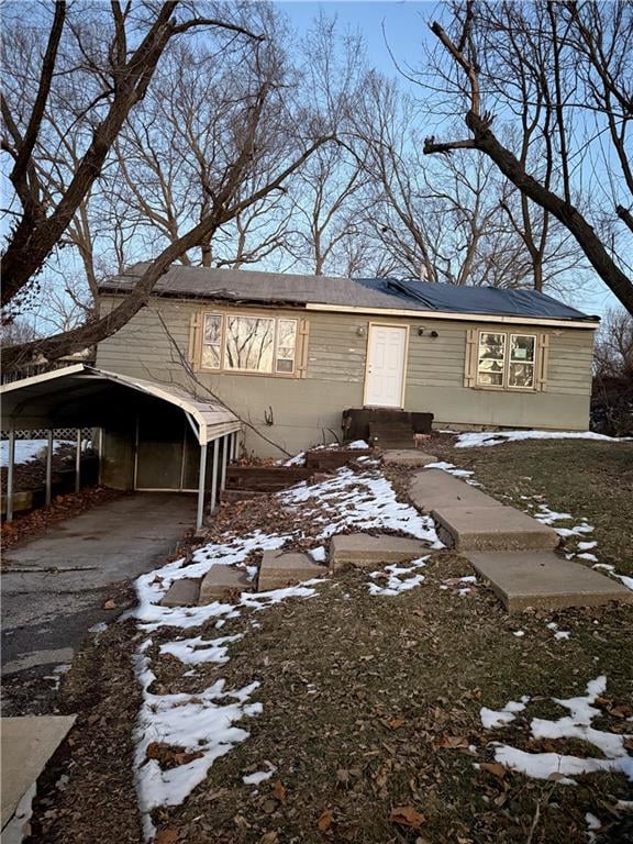 2931 Farley Ave, Kansas City, MO 64129