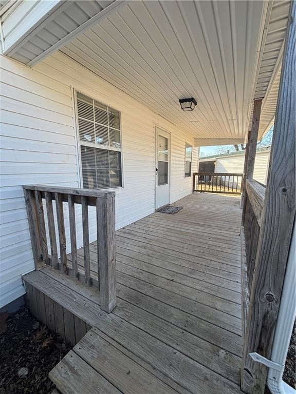 213 5th St, Mound Valley, KS 67354