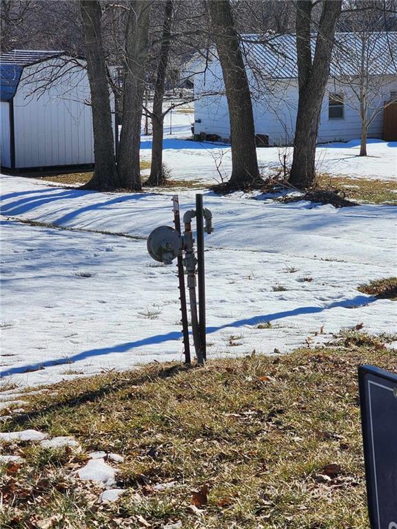 203 6th St, Savannah, MO 64485