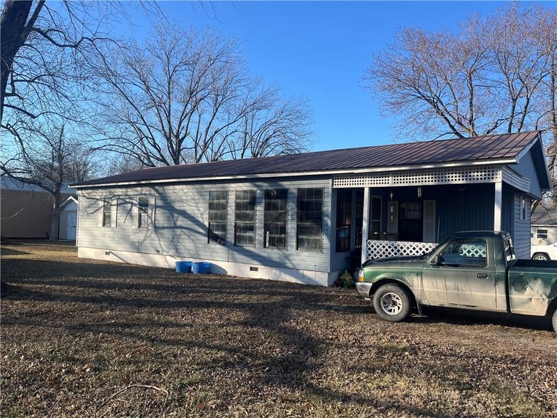 202 Perry St, Arma, KS 66712