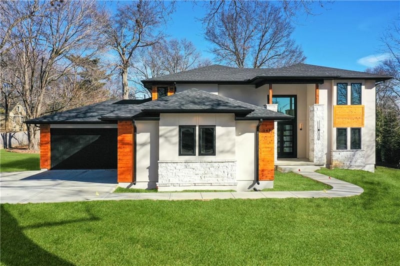 9441 Belinder Rd, Leawood, KS 66206