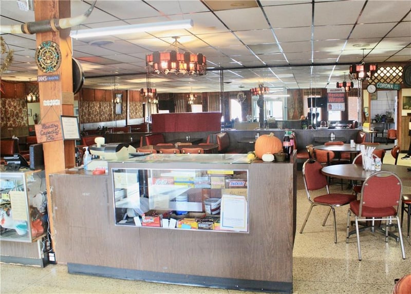 5012 State Ave, Kansas City, KS 66102