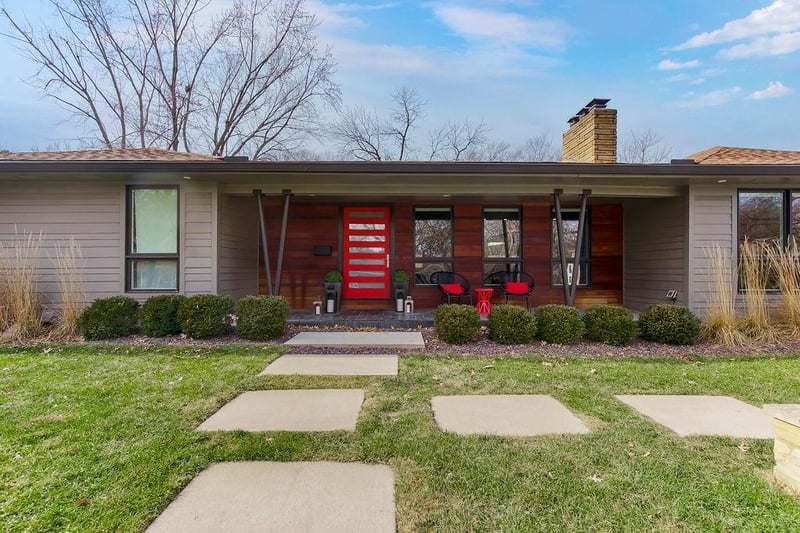 5910 Lockton Ln, Fairway, KS 66205