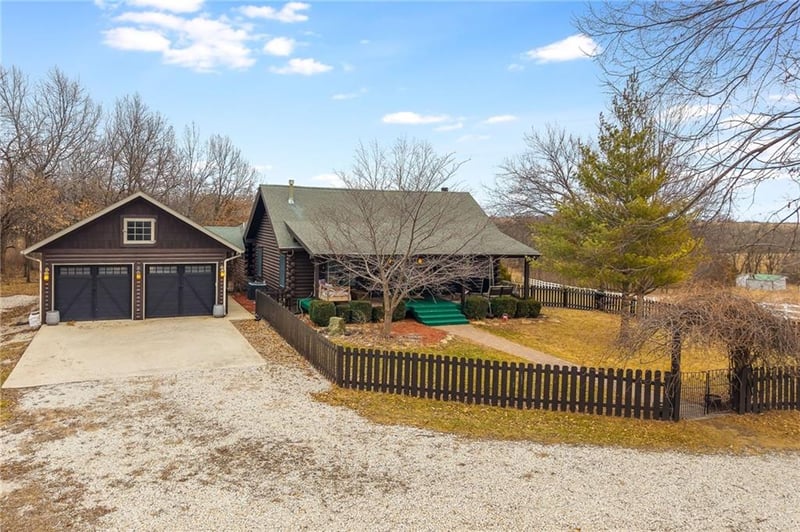 33487 W 163rd St, Lawson, MO 64062