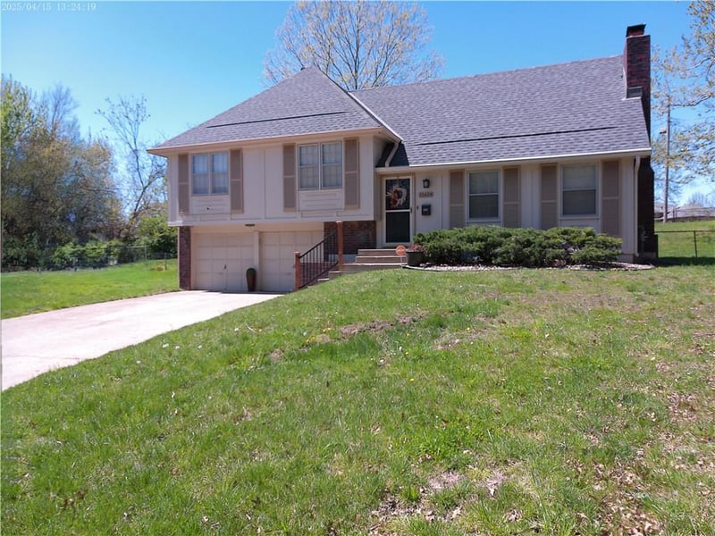 11618 Manchester Ave, Kansas City, MO 64134