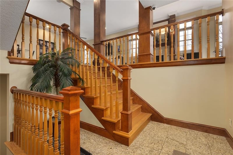 1301 E 24th St, Kansas City, MO 64108