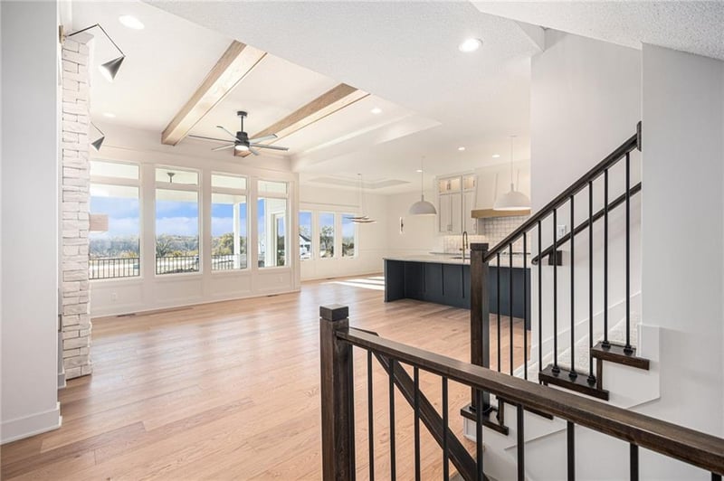 12505 184th St, Overland Park, KS 66013