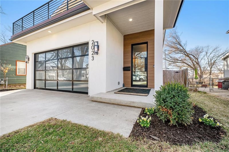 2023 W 47th Ter, Westwood, KS 66205