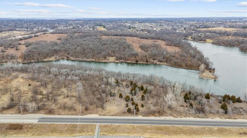 Jefferson St, Blue Springs, MO 64014