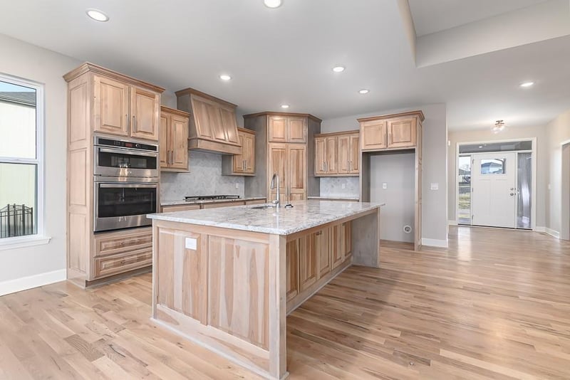 12921 Sloan Ave, Kansas City, KS 66109