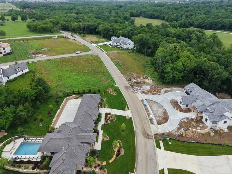 17500 Terrydale Rd, Overland Park, KS 66221