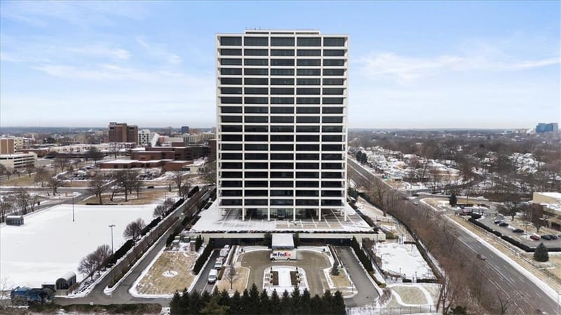 700 W 31st St #703, Kansas City, MO 64108