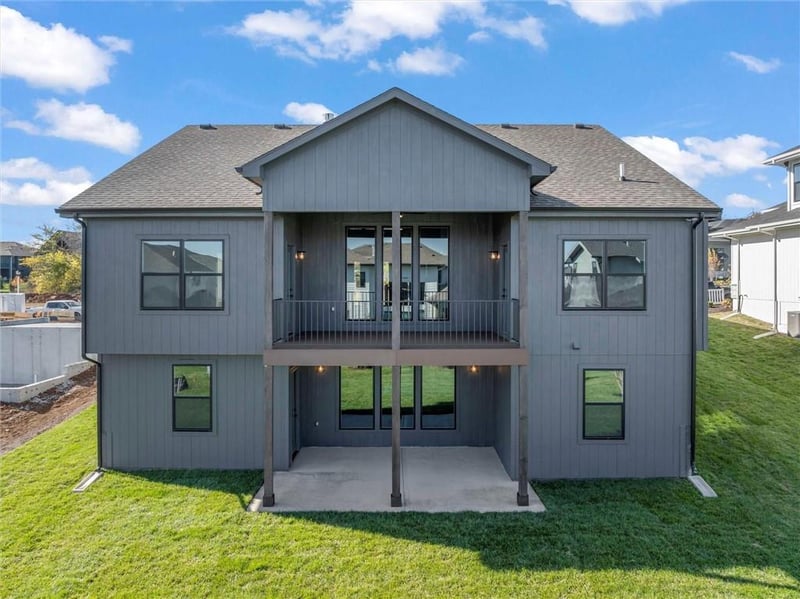 17013 Parkhill St, Overland Park, KS 66221