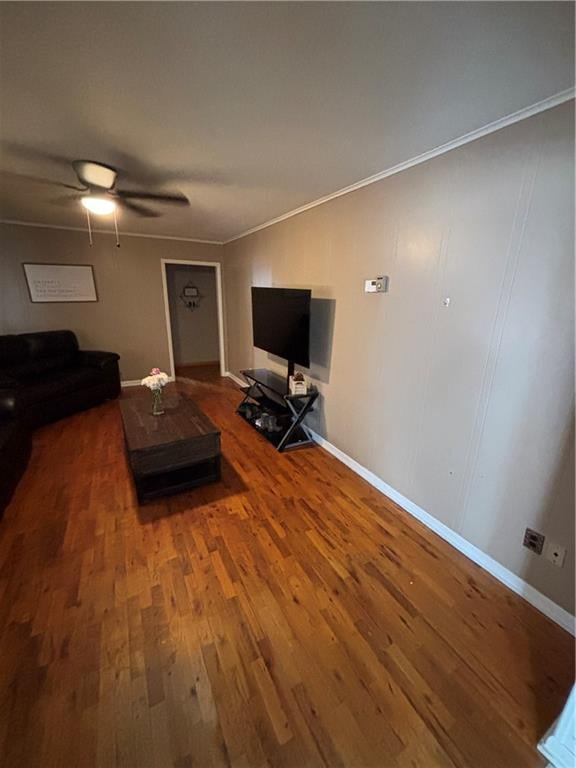 704 Wabash Ave, Altamont, KS 67330