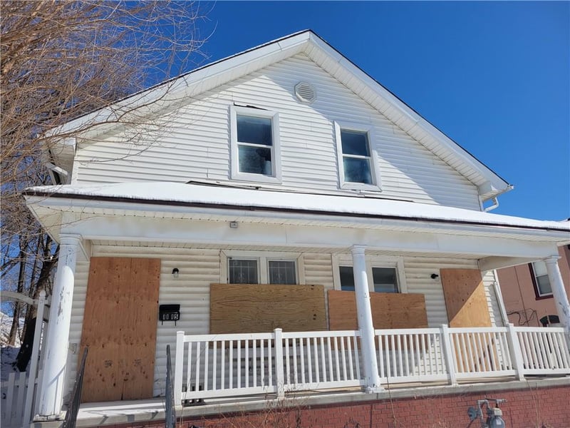 1115 12th St, St Joseph, MO 64503