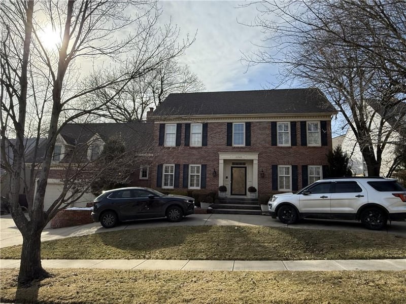 10400 Alhambra St, Overland Park, KS 66207