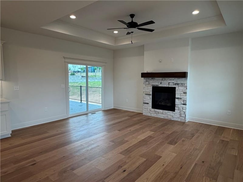 15750 Whitney Ct, Basehor, KS 66007