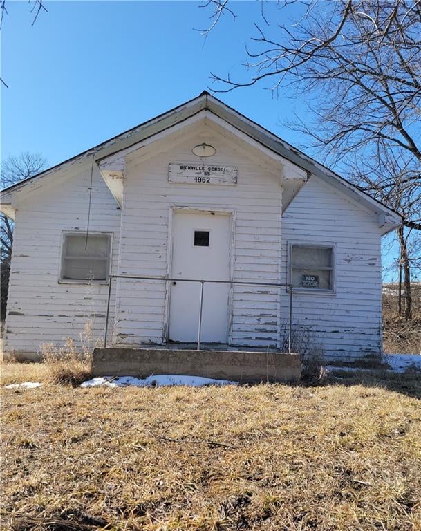 27860 Y Hw, Oregon, MO 64473