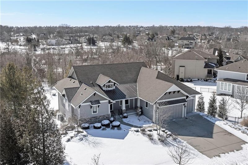 10303 W 168th Ter, Overland Park, KS 66062