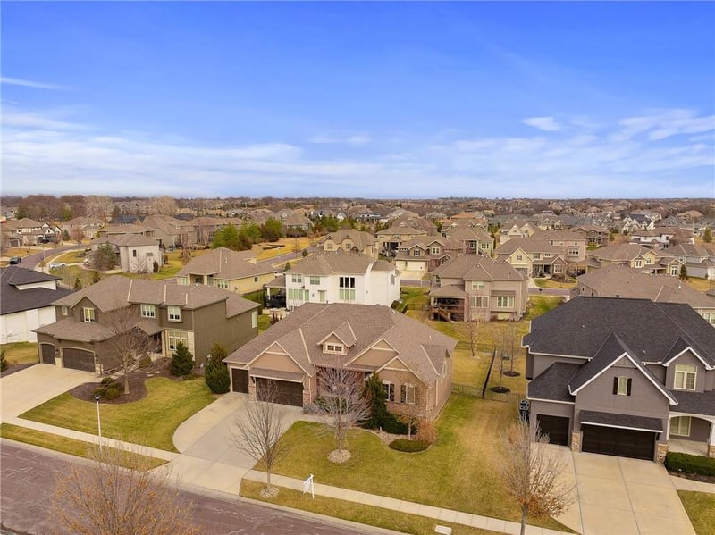 16129 Oakmont St, Overland Park, KS 66062