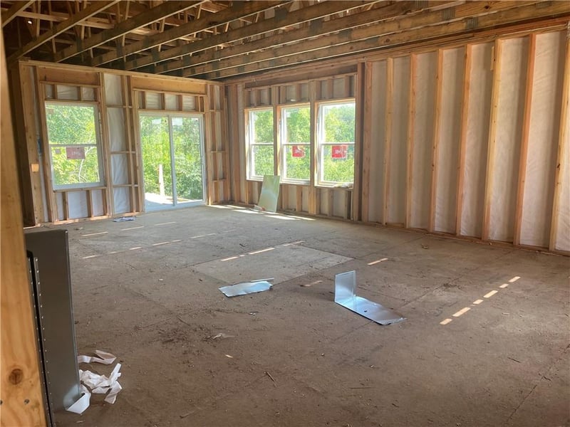 11111 Crescent Ct, Kansas City, MO 64157