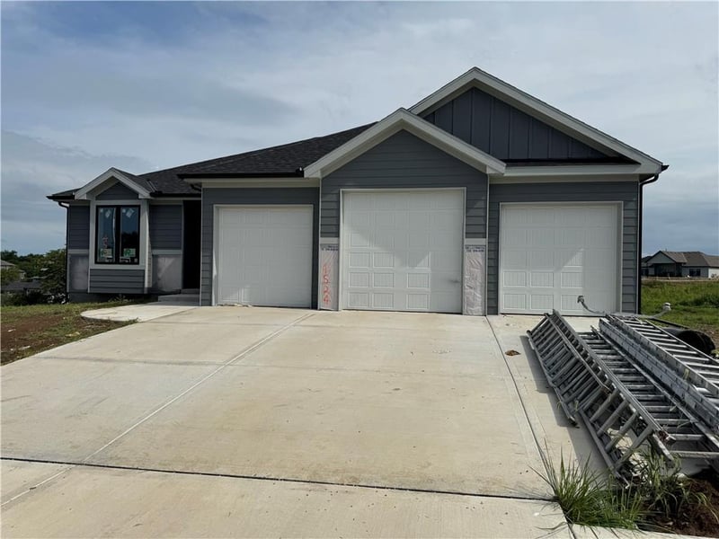 4524 86th Ter, Kansas City, MO 64156