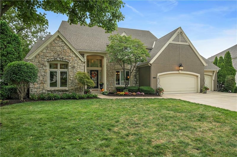 13002 Beverly St, Overland Park, KS 66209