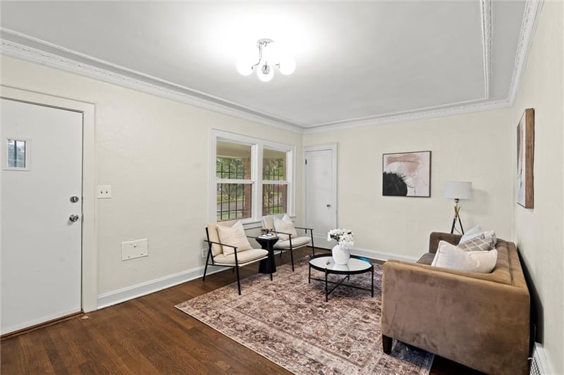 1122 76th St, Kansas City, MO 64131