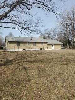 601 Swan St, Lacygne, KS 66040