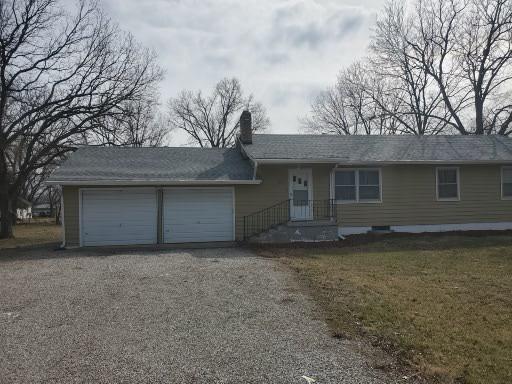 601 Swan St, Lacygne, KS 66040