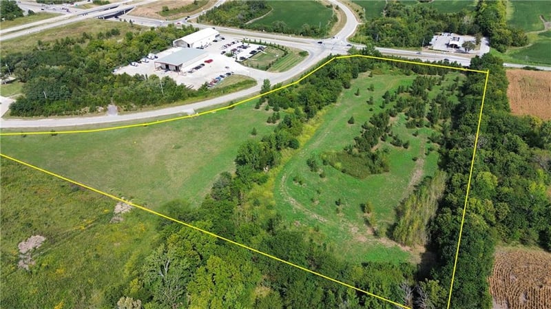 3990 M 150 Hw, Lee's Summit, MO 64082