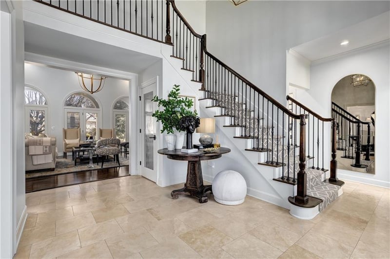 11805 Brookwood St, Leawood, KS 66211