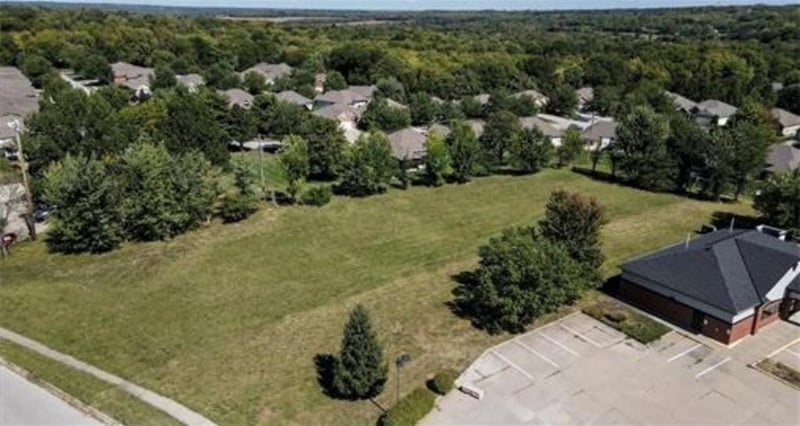 3403 R D Mize Rd, Blue Springs, MO 64015