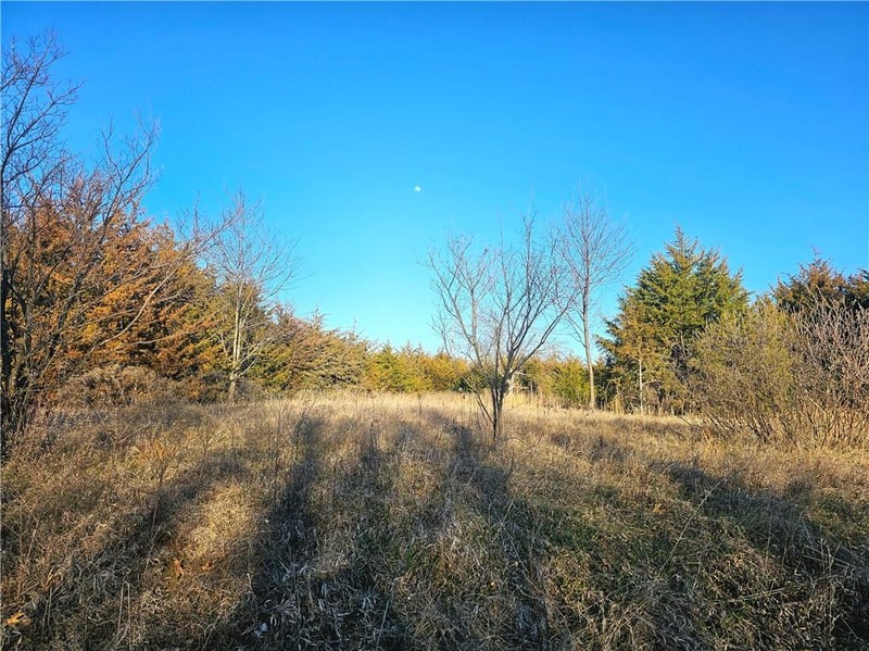 18 - 22 Rose Marie Dr, Linn Valley, KS 66040