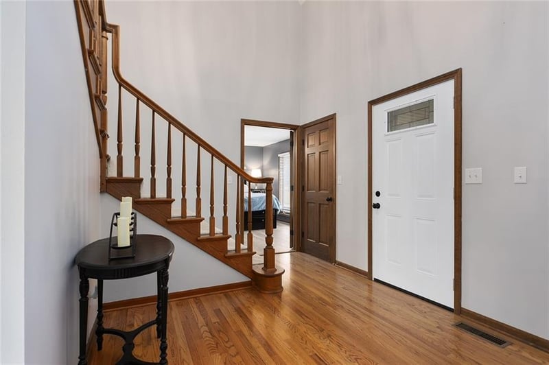 26051 Forest Ridge Rd, Sedalia, MO 65301