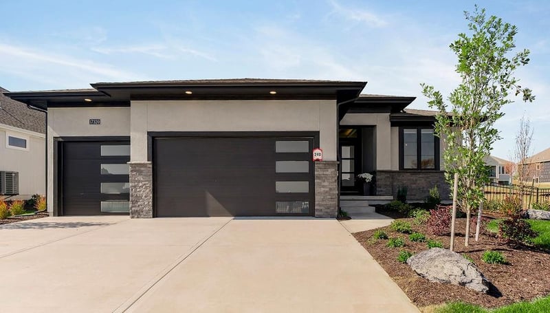 17409 Nieman Rd, Overland Park, KS 66221