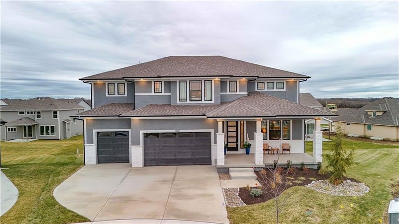 12402 182nd Ct, Overland Park, KS 66013