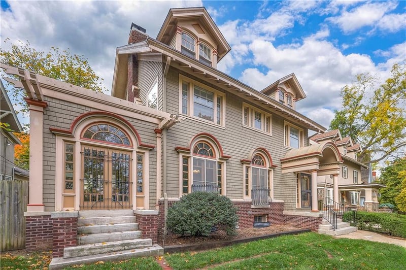 4330 Rockhill Rd, Kansas City, MO 64110