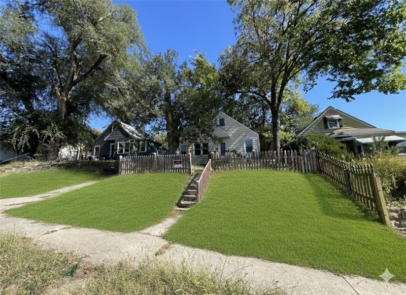445 Quincy Ave, Kansas City, MO 64123