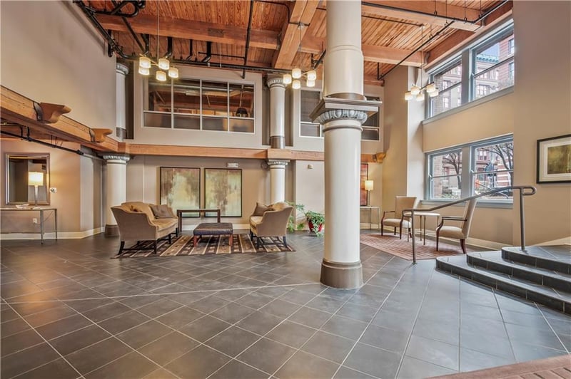 712 Broadway Blvd #708, Kansas City, MO 64105