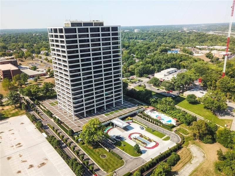 700 W 31st St #1104, Kansas City, MO 64108
